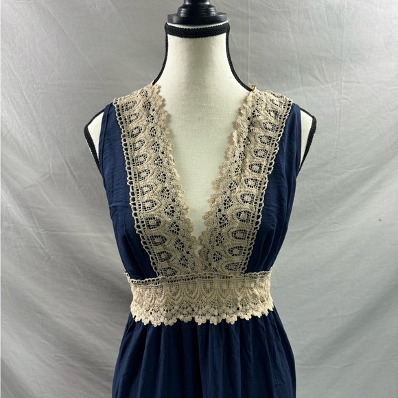 Boho Deep V-Neck Lace Trimmed Sleeveless Dress Blue - Picture 6 of 9